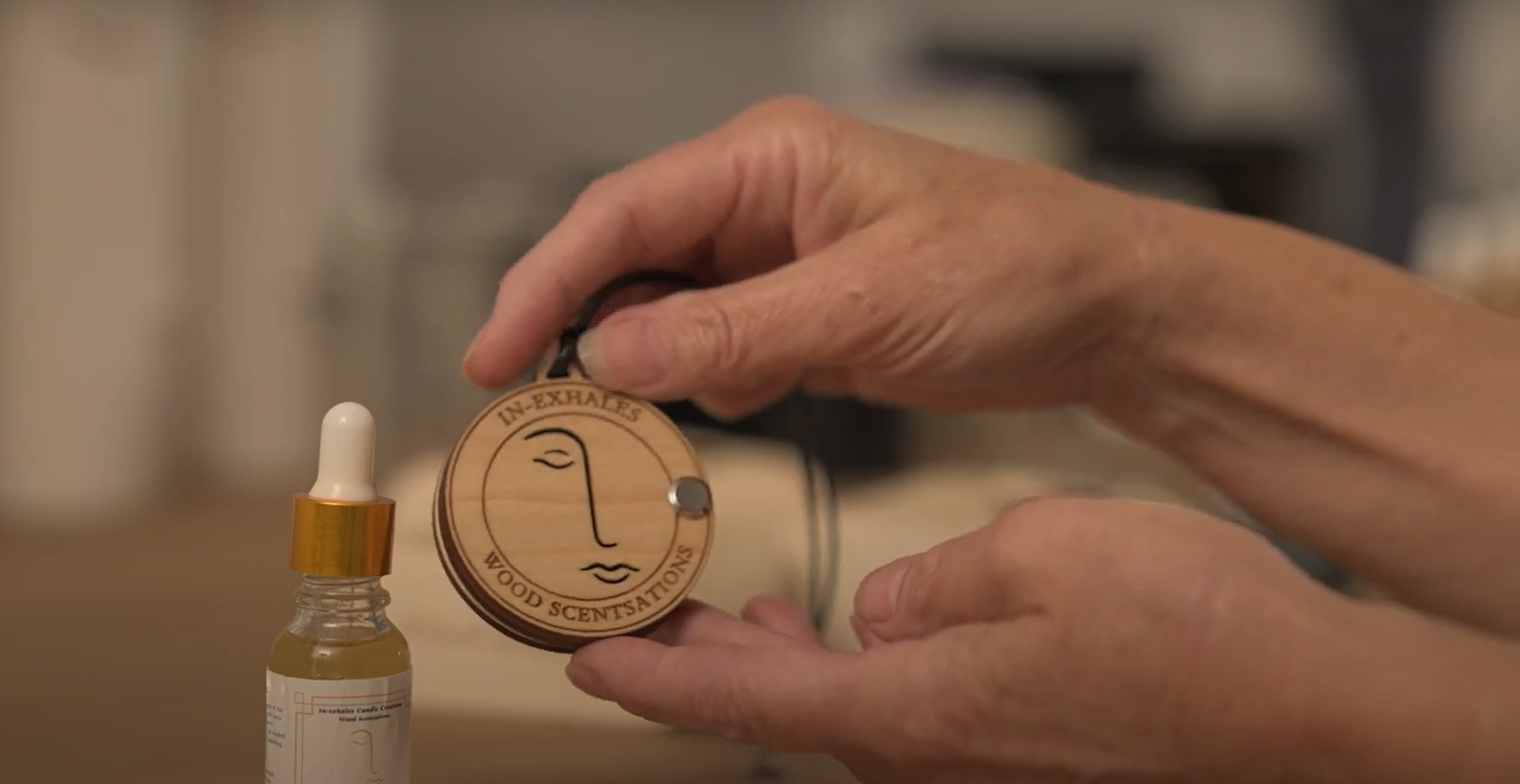 Load video: how to use wood scentsations